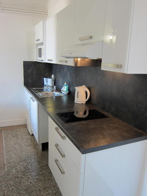 Residence La Villa Leonie Νίκαια Δωμάτιο φωτογραφία